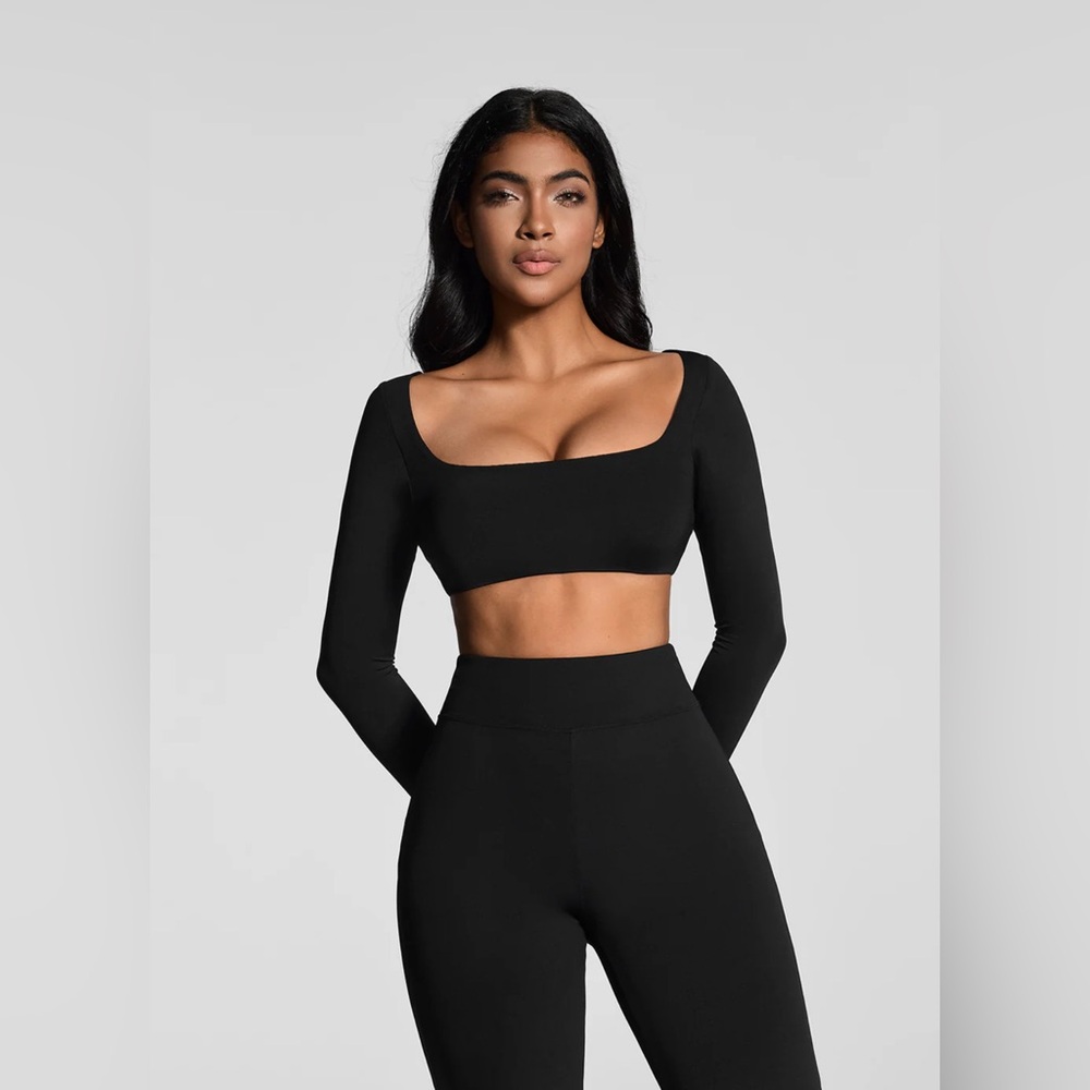BetterMe Square Neck Crop Top